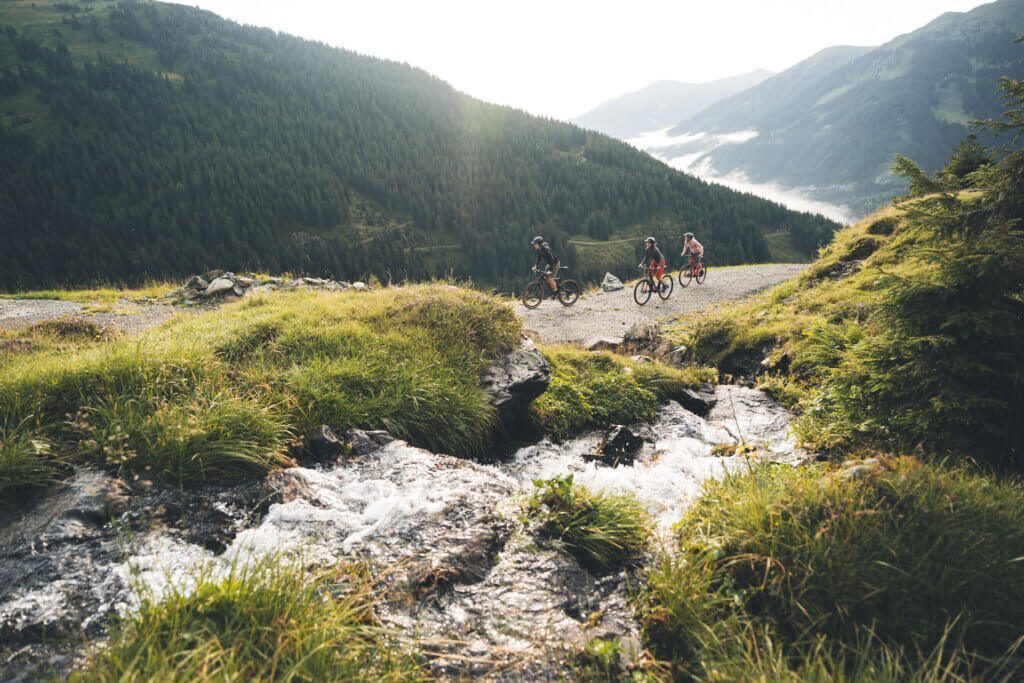 Teaserbox_Freizeitaktivitäten_Mountainbiking in Saalbach Hinterglemm-c-saalbach.com, Moritz Ablinger