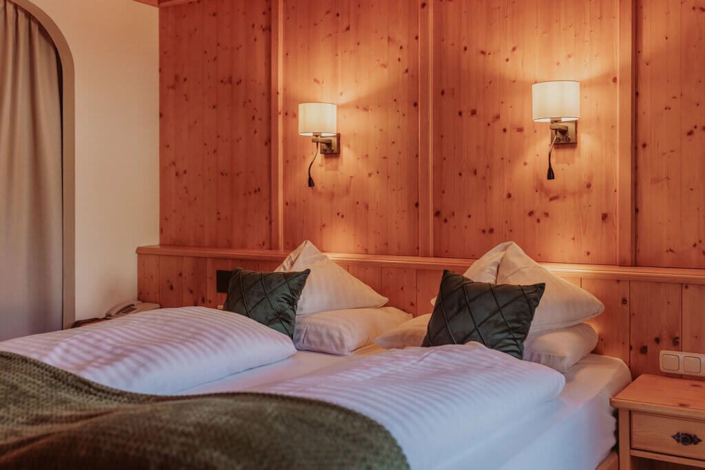 dorfhotel-gluecksschmiede-zimmer-doppelzimmer-vintage-4