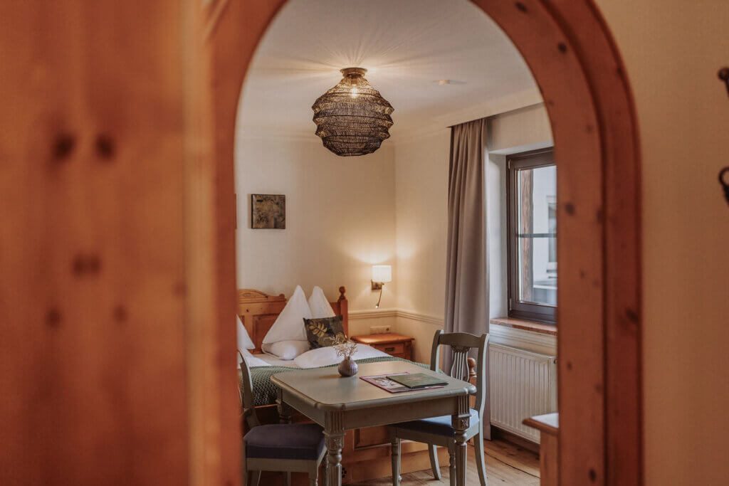 dorfhotel-gluecksschmiede-zimmer-doppelzimmer-vintage-7