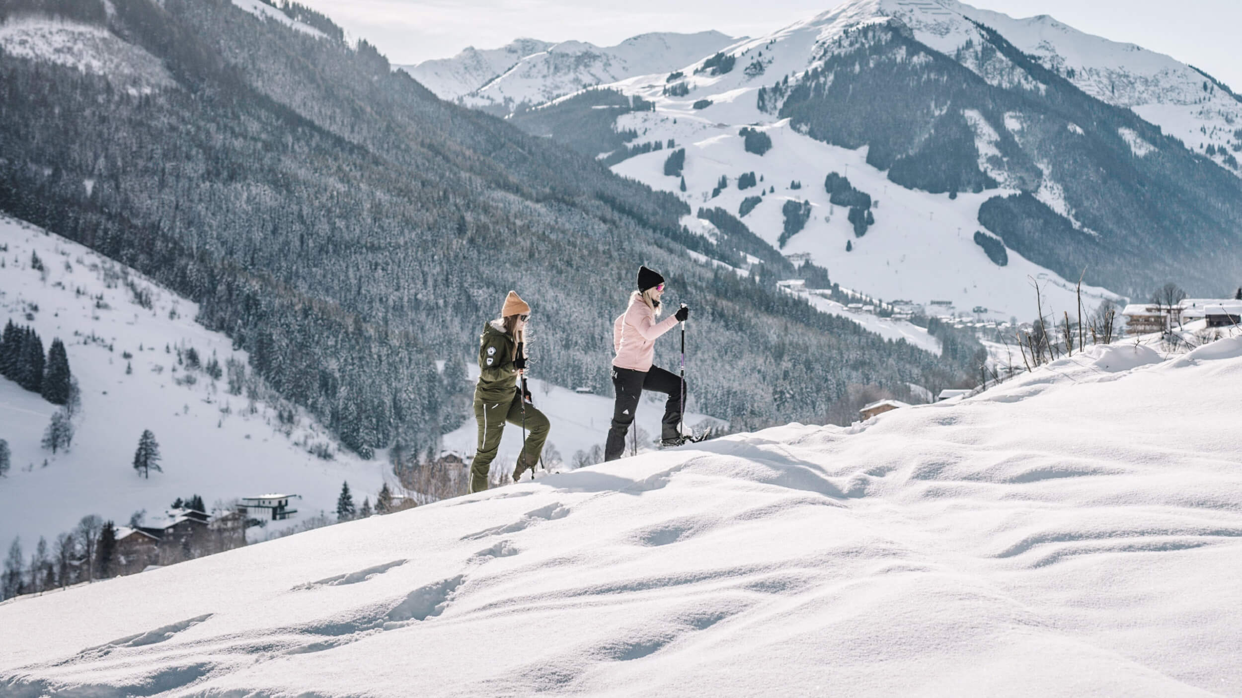 dorfhotel-gluecksschmiede-home-header-winter-5