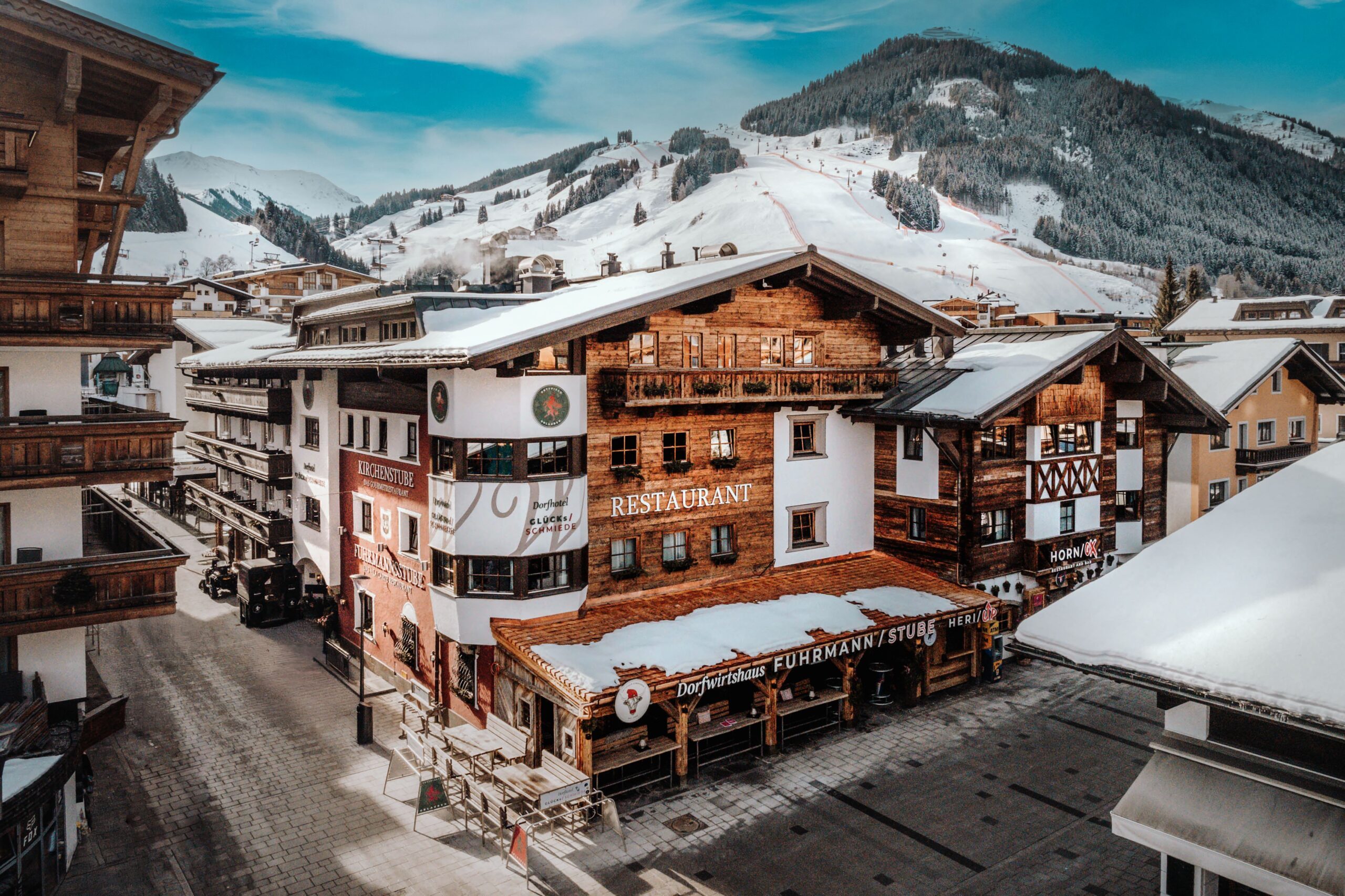 Außenansicht 4 Sterne Hotel Glücksschmiede im Winter